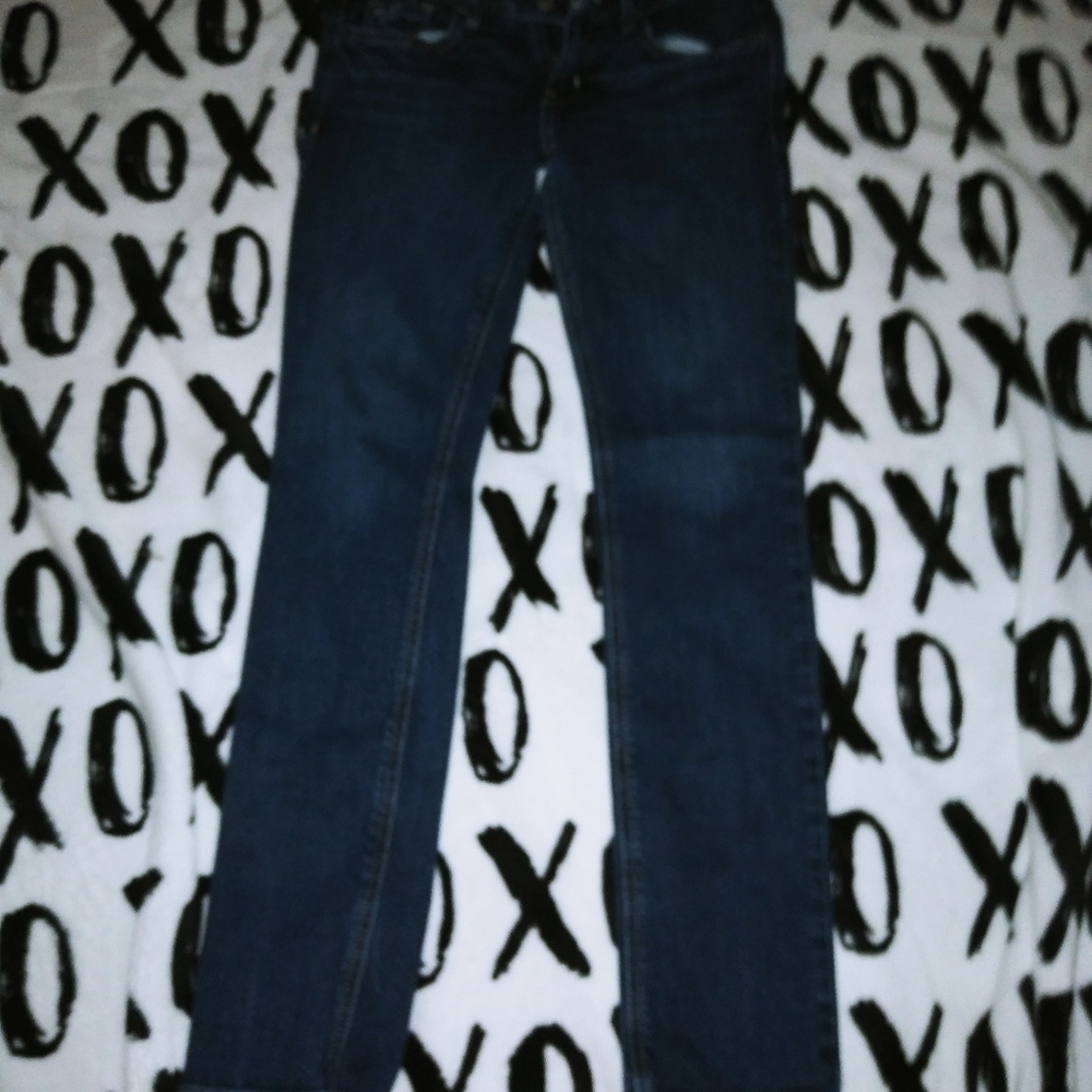 🎉 Hollister jeans.